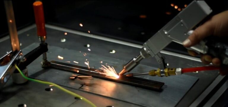 Soldagem a laser: como funciona, aplicações e vantagens desse processo